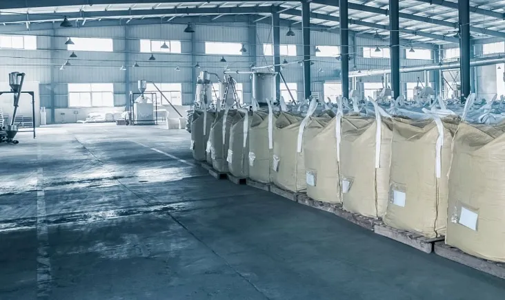 Jak dobrać pojemność i typ dna worka big bag do rodzaju materiału?