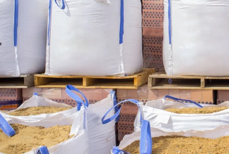 Jakie rodzaje tkanin stosuje się w produkcji big bagów dla sypkich towarów