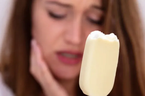 Kiedy nadwrażliwość zębów powinna być sygnałem do pilnej wizyty u dentysty?